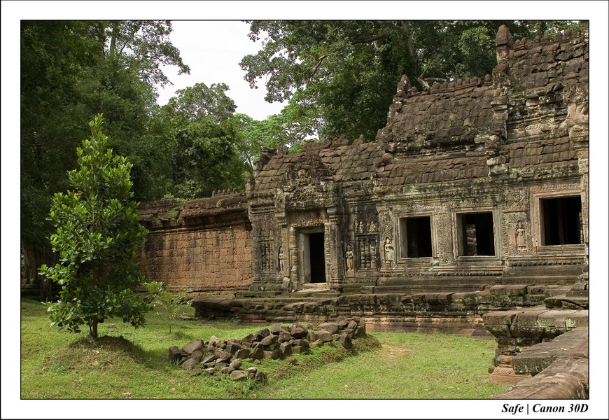 2006 - 07 - Temple angkor - Phrea Khan 17